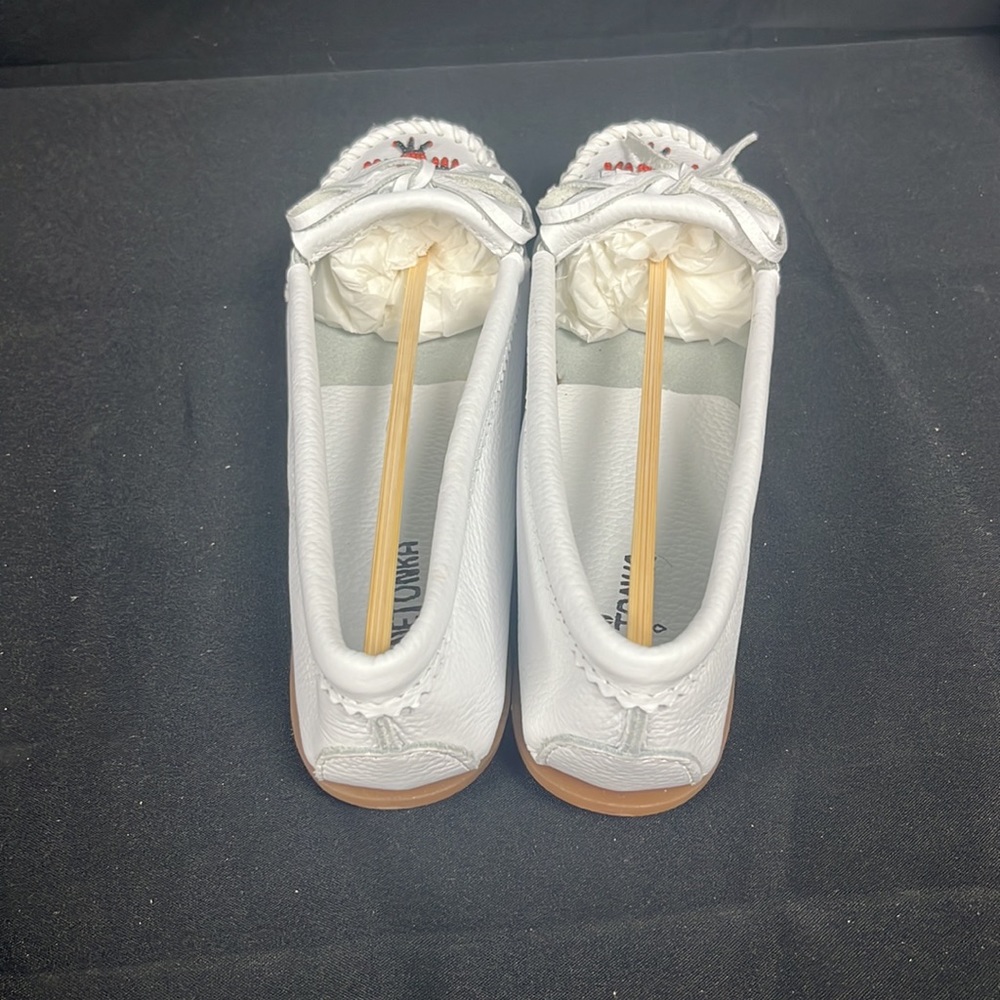 Minnetonka White Beaded Thunderbird Moccasins - Picture 3 of 9